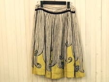 ミナペルホネンのスカートを買取致しました。浜松鴨江店状態は美品になります。