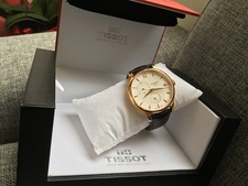 ティソ(TISSOT)の時計を売るなら新宿店にお持ち込みください。状態は通常の使用感のあるお品物になります。