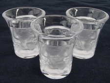 ラリック(lalique)のアンファン リキュール グラス買取ならへ状態は通常使用感があるお品物です。