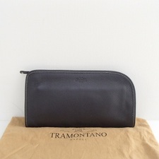 トラモンターノ（TRAMONTANO）のレザークラッチバッグをお買取させていただきました。状態は未使用品でございます。
