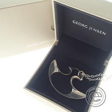 ジョージジェンセンの1978年製シルバーデザインネックレスを買取りました。状態は通常使用感のお品物です。