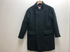 浜松鴨江店にて、パラスパレスのウールコートをお買取り致しました。状態は通常使用感のあるお品物です。