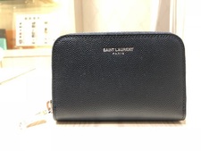 渋谷店では、サンローランパリ（SAINT LAURENT PARIS）の財布を買取ました。状態は未使用品です。