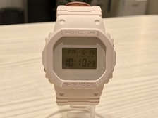 渋谷店で、ジーショック×エンダースキーマの時計を買取りました状態は通常使用感があるお品物です。