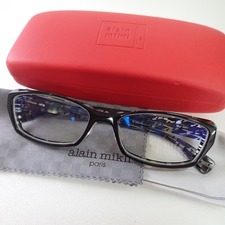 銀座本店でアランミクリ（alain mikli）のAL1336 直営店4店舗限定発売メガネをお買取させていただきました。状態は通常使用感のあるお品物でございます。※度入り