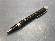 銀座本店でモンブランのスターウォーカーのミッドナイトブラックのボールペンを買取致しました。状態は通常使用感のあるお品物です。