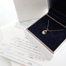 新宿三丁目店でヴァンドーム青山のファシリテダイヤモンドネックレスを買取致しました。状態は通常使用感のあるお品物です。