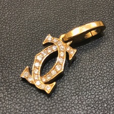 カルティエ（Cartier）のダイヤモンド 2C チャームをお買取させていただきました。カルティエ買取ならにお任せください！状態は通常使用感のあるお品物です。
