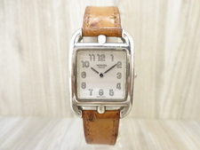 エルメスのCC1.250 ケープゴット オーストリッチベルト 腕時計をブランド時計買取の銀座本店で買取致しました。状態は通常使用感があるお品物です。