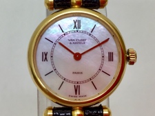 浜松鴨江店にて、ヴァンクリーフ＆アーペルのK18素材、ラ・コレクション、シェル文字盤時計を買取しました。状態は通常使用感のあるお品物です。