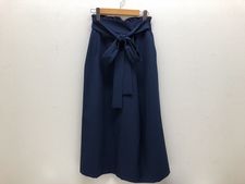 浜松鴨江店でナノユニバースの17年製のネイビーラップ風ストレートスカート買取りました。状態は未使用のお品物です。