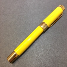 パーカーのデュオフォールド 125周年 リミテッド センテニアル 万年筆をブランド買取の銀座本店で買取致しました。状態は未使用品です。