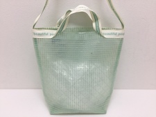 鴨江店にて、ビューティフルピープルの17春夏グリーンのビニールクリアトートバッグを買取しました。状態は通常使用感のあるお品物です。