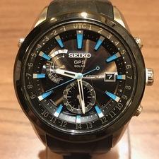 新宿南口店で傷のあるセイコー（SEIKO）アストロン GPSソーラー腕時計をお買取しました。状態はケースやガラスに傷が見受けられます。