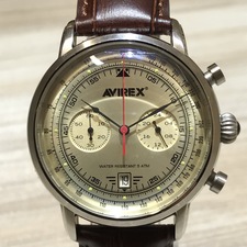 銀座本店で、アヴィレックスのシャンパン文字盤のクロノグラフのレザーベルトの腕時計を買取ました。状態は数回使用程度の新品同様品です。
