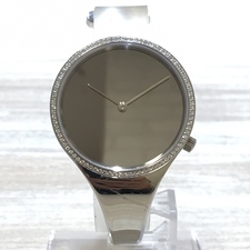 ジョージジェンセンのモデル番号が#326 のVivianna Torun 0.4ctダイヤベゼルミラーダイヤル ステンレス バングルウォッチ腕時計を銀座本店で買取いたしました。状態は通常使用感があるお品物です。