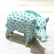 ヘレンドの干支シリーズ 1995年 猪オブジェを銀座本店で買取いたしました。状態は未使用品です。