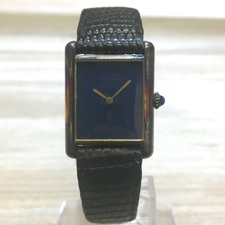 カルティエの925 ARGENT マストタンク 手巻き腕時計を銀座本店で買取いたしました。状態は目立つ傷や汚れがあるお品物です。
