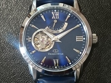 新宿店で、オリエントスターのDA02-C0-B オープンハート パワーリザーブ付き 自動巻き 腕時計を買取しました。状態は綺麗な状態の中古美品です。