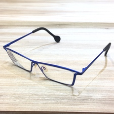 テオのブルー cord スクエアフレーム 眼鏡を銀座本店で買取いたしました。状態は通常使用感があるお品物です。