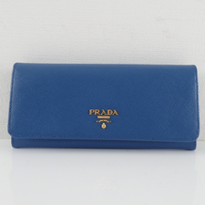 渋谷店で、プラダのサフィアーノレザーを使用した長財布(1M1132)を買取りました。状態は未使用品です。