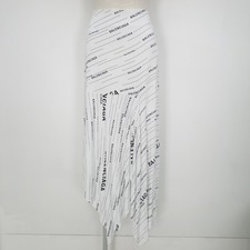 バレンシアガの19SS レーヨン 総ロゴ アシンメトリーフレア スカートを買取させていただきました。宅配買取センター状態は中古美品