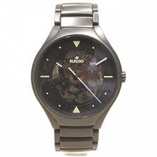 ラドーのビッグゲーム R27101192 セラミック 素材を使ったトゥルーフォスフォ 1003本限定 シースルーバック 自動巻き腕時計を銀座本店で買取いたしました。状態は未使用品です。