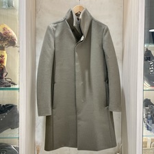 渋谷店で、2019年秋冬のアタッチメントのスタンドカラーコート(AC93-224)を買取りました。状態は綺麗な状態の中古美品です。