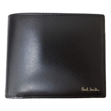 宅配買取センターで、ポールスミスのブラックのシティエンボスの二つ折り財布を買取しました。状態は新品同様のお品物です。