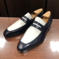 大阪心斎橋店にて、オーベルシー(Aubercy)の、バイカラー、コンビローファー/レザーシューズ/革靴(224 1S、ネイビー×ホワイト)を高価買取いたしました。状態は新品未使用品です。