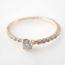 カオルのMy Precious ダイヤモンド付き ゴールド リング/指輪を買取させていただきました。宅配買取センター状態は通常使用感のある中古品
