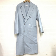銀座本店で、マディソンブルー17年製のMB174-2003のライトブルーのパールデザインのチェスターコートを買取ました。状態は若干の使用感がある中古品です。