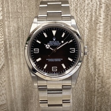 銀座本店で、ロレックスの114270 黒文字盤でステンレス素材のエクスプローラーⅠ 自動巻き腕時計を買取いたしました。状態は傷などなく非常に良い状態のお品物です。