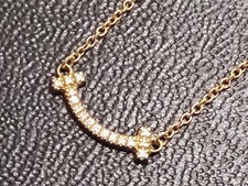 新宿店で、ティファニーの750YG スマイルミニ ダイヤ ネックレスを買取しました。状態は綺麗な状態の中古美品です。