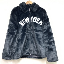 銀座本店で、キスのMLBコラボのKH1220-102のブラックのヤンキースのフェイクファーのジャケットを買取ました。状態は綺麗な状態の中古美品です。