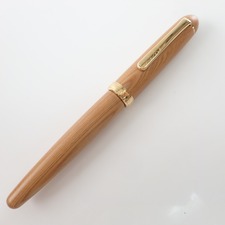 渋谷店で、プラチナ万年筆のPTB-50000Y #3776「岳南」作 屋久杉を使った、ペン先K14の中字万年筆を買取いたしました。状態は-
