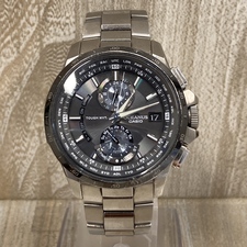 銀座本店で、カシオのOCW-T1010-1AJFのオシアナスのソーラー時計を買取ました。状態は若干の使用感がある中古品です。