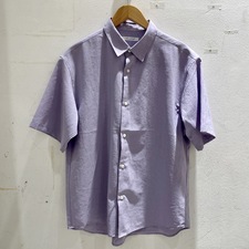 渋谷店で、2020年製のジャーナルスタンダードの半袖シャツ(20-051-600-5520-1-0)を買取ました。状態は綺麗な状態の中古美品です。