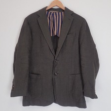 広尾店でスティレラティーノの国内正規品のリネン100％の段返り3Bジャケットをお買取しました。状態は若干の使用感がある中古品です。