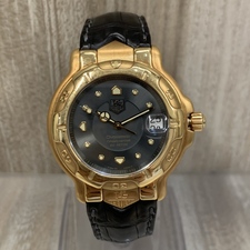 銀座本店で、タグホイヤーのK18素材を使った品番がWH514の6000シリーズプロフェッショナルの自動巻き腕時計を買取いたしました。状態は通常使用感があるお品物です。