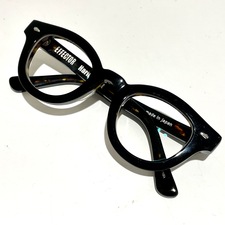 渋谷店で、エフェクターのセルフレーム眼鏡(ハーモニスト)を買取ました。状態は綺麗な状態の中古美品です。