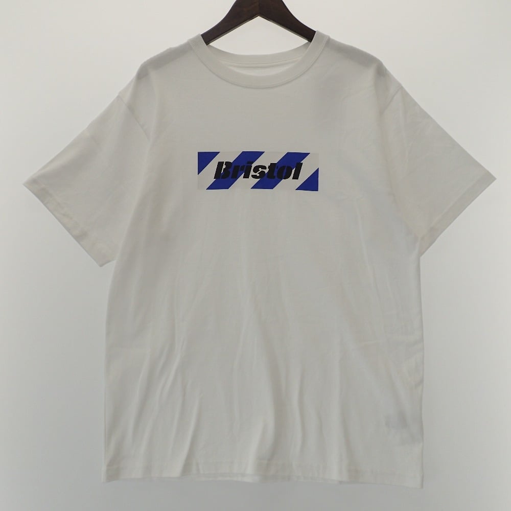 FCRB(エフシーレアルブリストル)の20SS ホワイト FCRB-202074 BOX LOGO TEE Tシャツの買取実績です。
