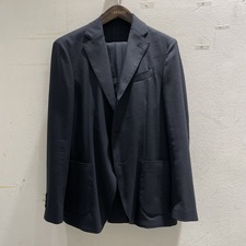 渋谷店で、ラルディーニのパッカブルスーツ(JN048AQ)を買取ました。状態は若干の使用感がある中古品です。