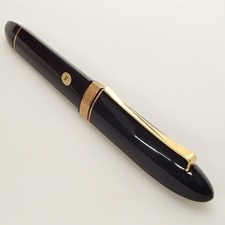 オマスの360ヴィンテージリミテドエディシオンDLCのペン先が750の万年筆を買取いたしました。状態は通常使用感があるお品物です。