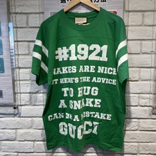 新宿店で、グッチの21年 655459 TO HUG A SNAKE Tシャツを買取しました。状態は綺麗な状態の中古美品です。