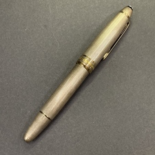 銀座本店で、モンブラン#1466のマイスターシュテュック ソリテールでペン先18Kのスターリングシルバー万年筆を買取いたしました。状態は通常使用感があるお品物です。