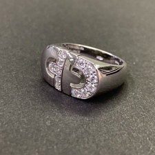 銀座本店で、ブルガリの750WGを使用したパレンテシというモチーフのダイヤ付の11号サイズのリングを買取ました。状態は綺麗な状態の中古美品です。