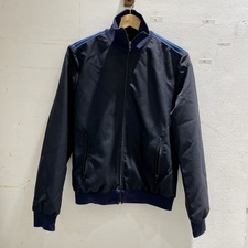 渋谷店で、ステラマッカートニーの2018年製のジャージジャケットを買取ました。状態は若干の使用感がある中古品です。