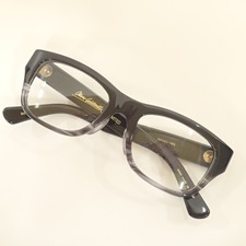 銀座本店で、オリバーゴールドスミスのコンスルs CELLUlOID LIMITED MODEL スクエアウェリントン眼鏡を買取いたしました。状態は未使用品です。