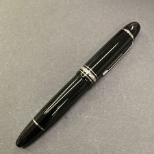 銀座本店で、モンブランの1115383マイスターシュテュック149のピストン吸入式で、ペン先Au750の万年筆を買取いたしました。状態は新品です。